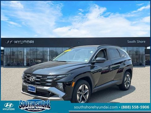 Certified 2025 Hyundai Tucson SEL AWD/4WD image 4