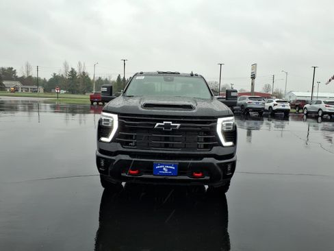 New 2026 Chevrolet Silverado 2500 LTZ w/ Trail Boss Package AWD/4WD image 9