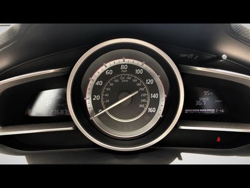 Used 2014 MAZDA MAZDA3 i Sport FWD image 9