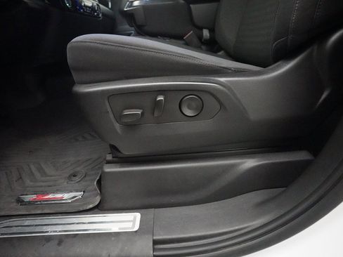 Certified 2022 Chevrolet Silverado 1500 RST image 27