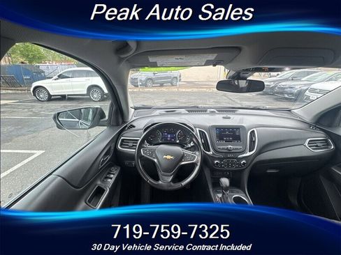 Used 2022 Chevrolet Equinox LT w/ Driver Convenience Package AWD/4WD image 12