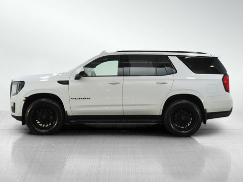 Used 2022 GMC Yukon SLE w/ Gmc Pro Safety Plus Package AWD/4WD image 2