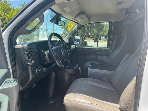 Used 2020 Chevrolet Express 2500 w/ Driver Convenience Package RWD image 26