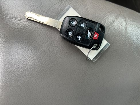 Used 2012 Honda Odyssey EX-L image 35