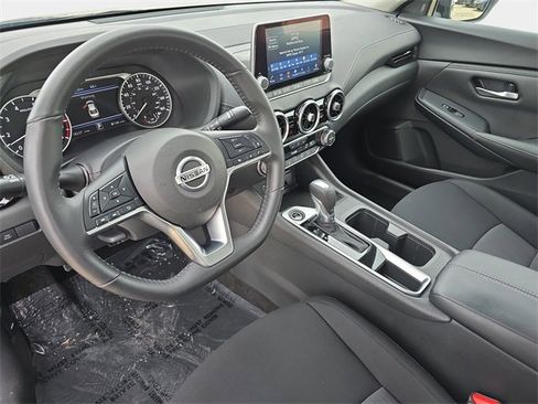 Used 2023 Nissan Sentra SV w/ All-Weather Package image 18