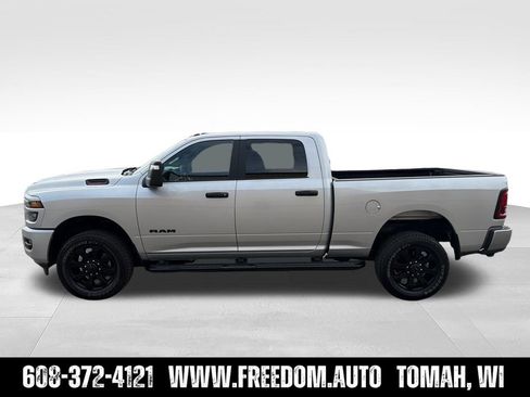 Used 2026 RAM 2500 Big Horn AWD/4WD image 2