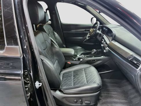 Used 2024 Kia Telluride SX Prestige X-Pro AWD/4WD image 31