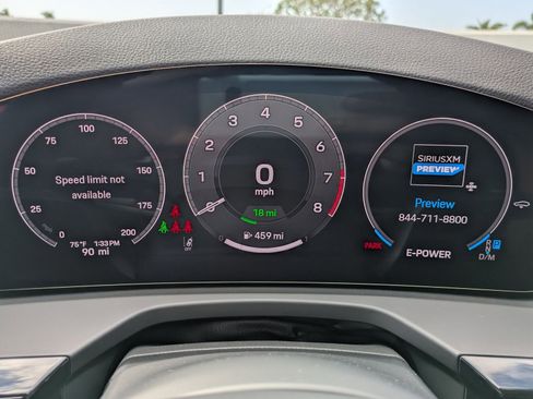 New 2025 Porsche Panamera 4 image 16