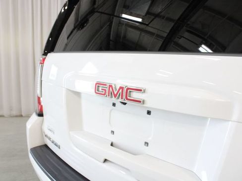 Used 2016 GMC Yukon SLT w/ Open Road Package AWD/4WD image 35
