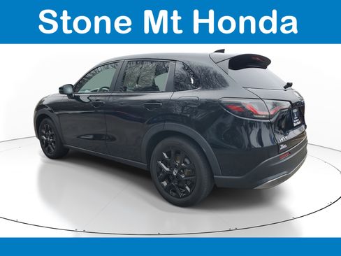 Used 2024 Honda HR-V Sport image 4