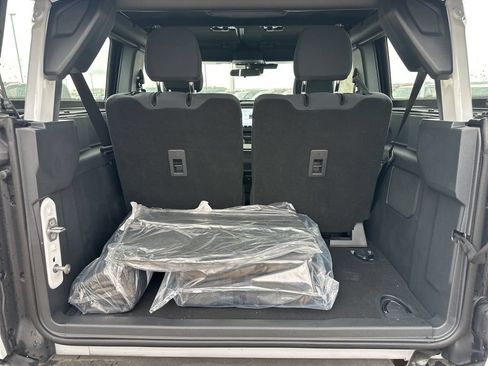 New 2026 Ford Bronco 2-Door w/ Sasquatch Package AWD/4WD image 24