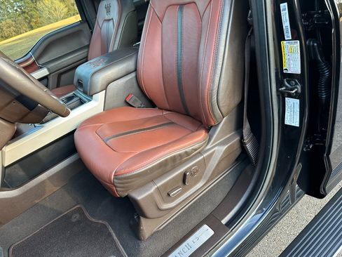 Used 2019 Ford F250 King Ranch w/ King Ranch Ultimate Package image 13