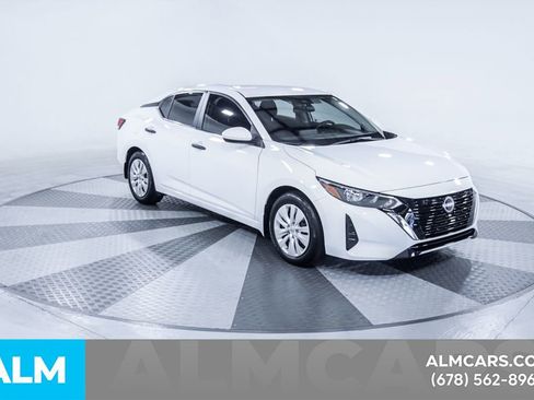 Used 2025 Nissan Sentra S image 14