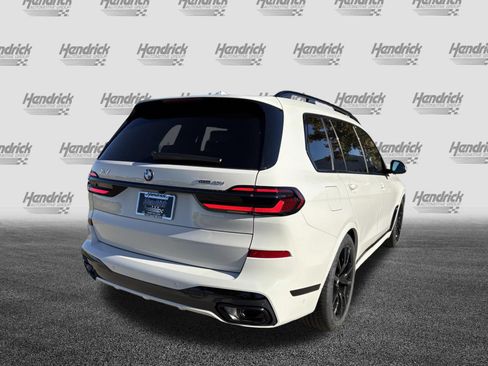 Used 2026 BMW X7 xDrive40i w/ M Sport Package AWD/4WD image 9