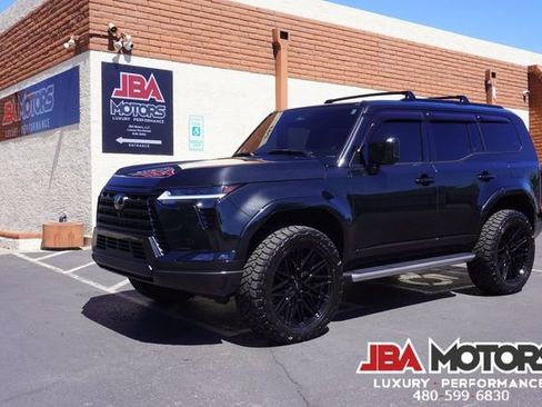 Used 2024 Lexus GX 550 w/ Accessory Package (2T) image 40