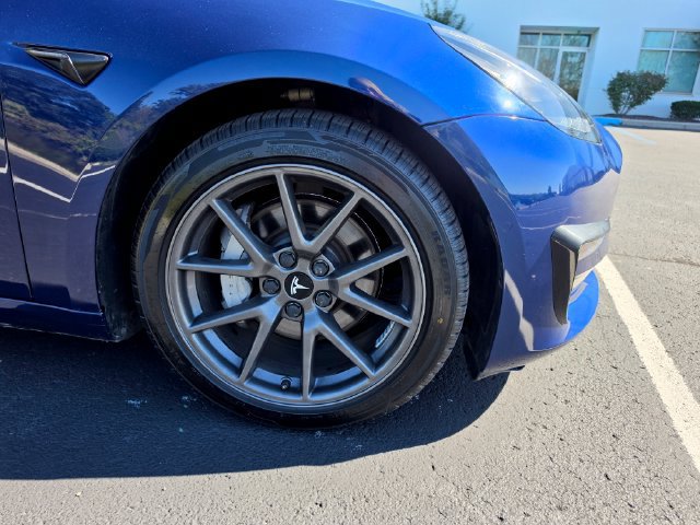 Used 2021 Tesla Model 3 Long Range AWD/4WD image 5