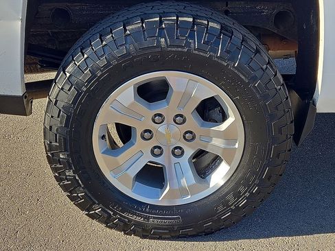 Used 2017 Chevrolet Silverado 1500 LT w/ All Star Edition image 7