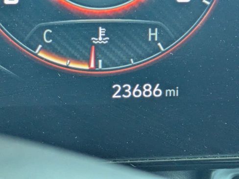 Used 2024 Hyundai Elantra SEL FWD image 34