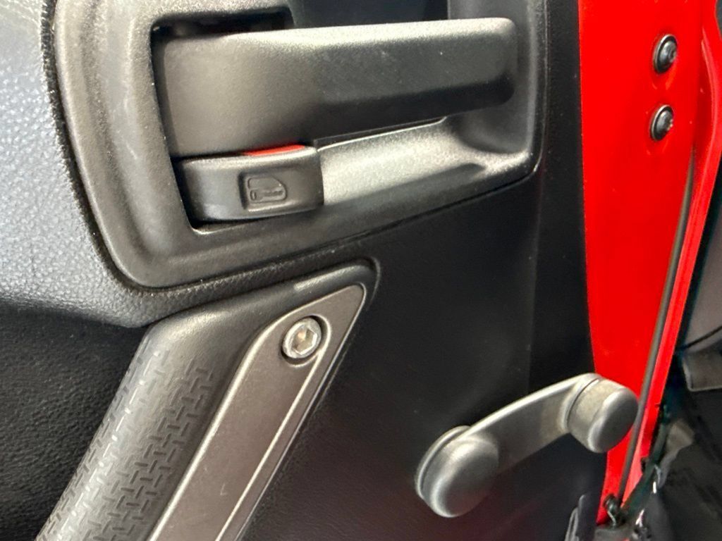 Used 2012 Jeep Wrangler Sport AWD/4WD image 15