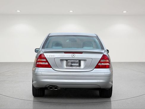 Used 2007 Mercedes-Benz C 230 Sedan image 5