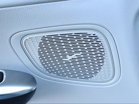 New 2026 Mercedes-Benz GLC 300 image 29