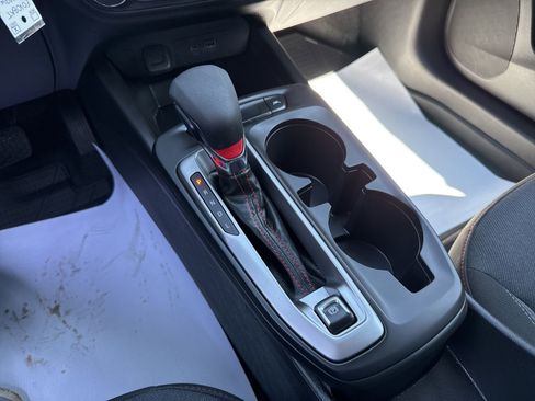 Used 2026 Chevrolet Trax RS image 32