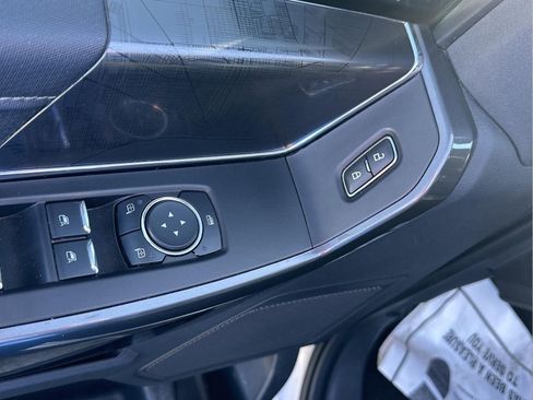 Used 2022 Ford F150 XLT w/ Equipment Group 302A High AWD/4WD image 12