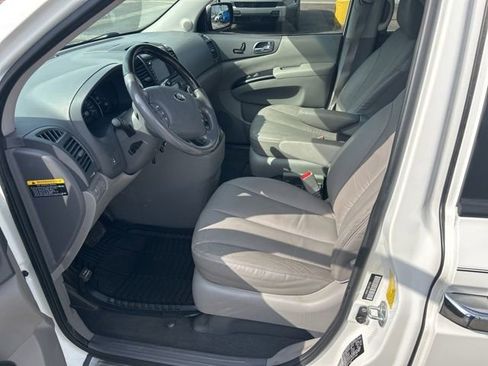 Used 2014 Kia Sedona EX w/ Navigation Package image 8