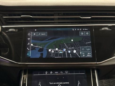 Used 2023 Audi Q8 Premium Plus w/ Premium Plus Package image 25