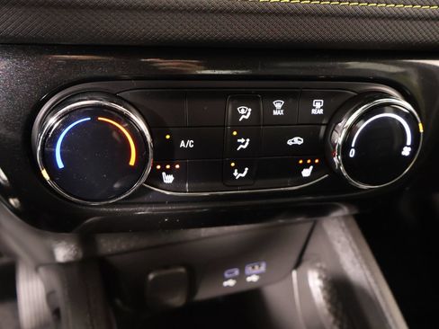 Used 2025 Chevrolet TrailBlazer ACTIV w/ Driver Confidence Package AWD/4WD image 7