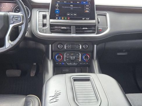 Used 2021 Chevrolet Tahoe Premier RWD image 18