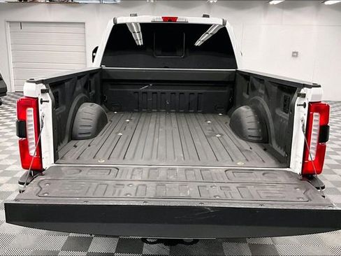 Used 2024 Ford F250 Lariat w/ FX4 Off-Road Package AWD/4WD image 32