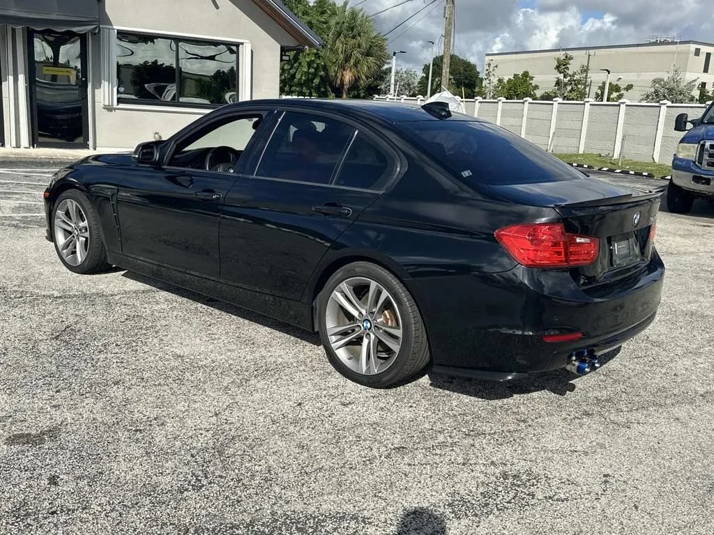 Used 2015 BMW 328i Sedan RWD image 9