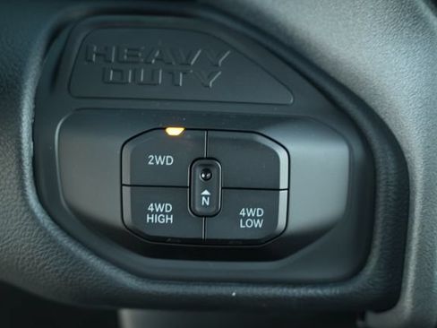 New 2026 RAM 2500 Tradesman AWD/4WD image 32