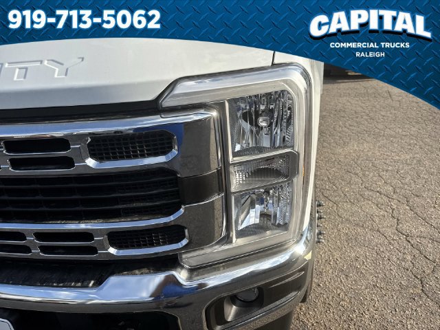 New 2025 Ford F350 XL w/ XL Chrome Package AWD/4WD image 13