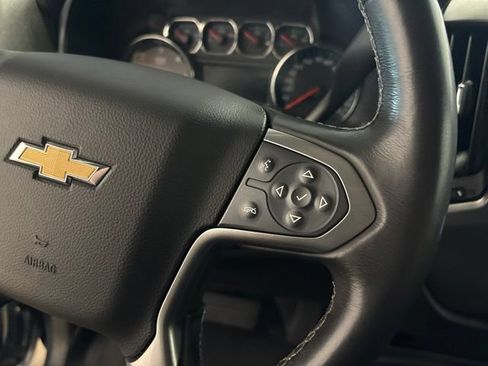 Used 2018 Chevrolet Silverado 1500 LT AWD/4WD image 16