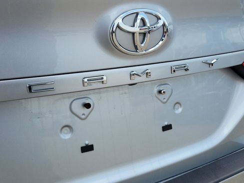 Used 2023 Toyota Camry SE AWD/4WD image 7