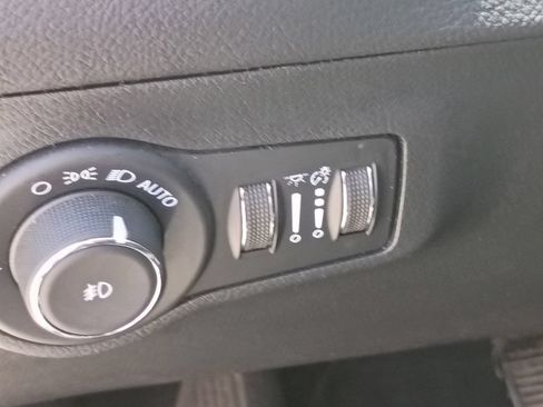 Used 2021 Jeep Compass Latitude AWD/4WD image 21