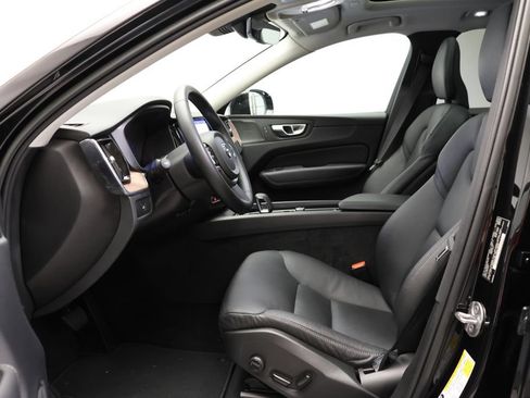 Used 2023 Volvo XC60 B5 Plus w/ Protection Package Premier AWD/4WD image 30