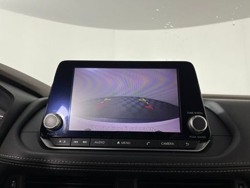 Used 2021 Nissan Rogue S FWD image 24