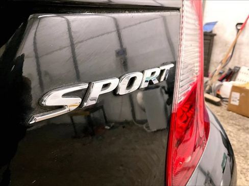 Used 2018 Honda Fit Sport image 13