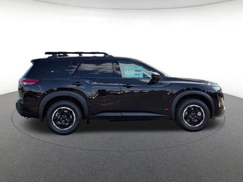 New 2026 Nissan Pathfinder Rock Creek w/ Rock Creek Premium Package AWD/4WD image 5