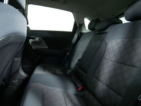 Certified 2019 Kia Niro LX image 16
