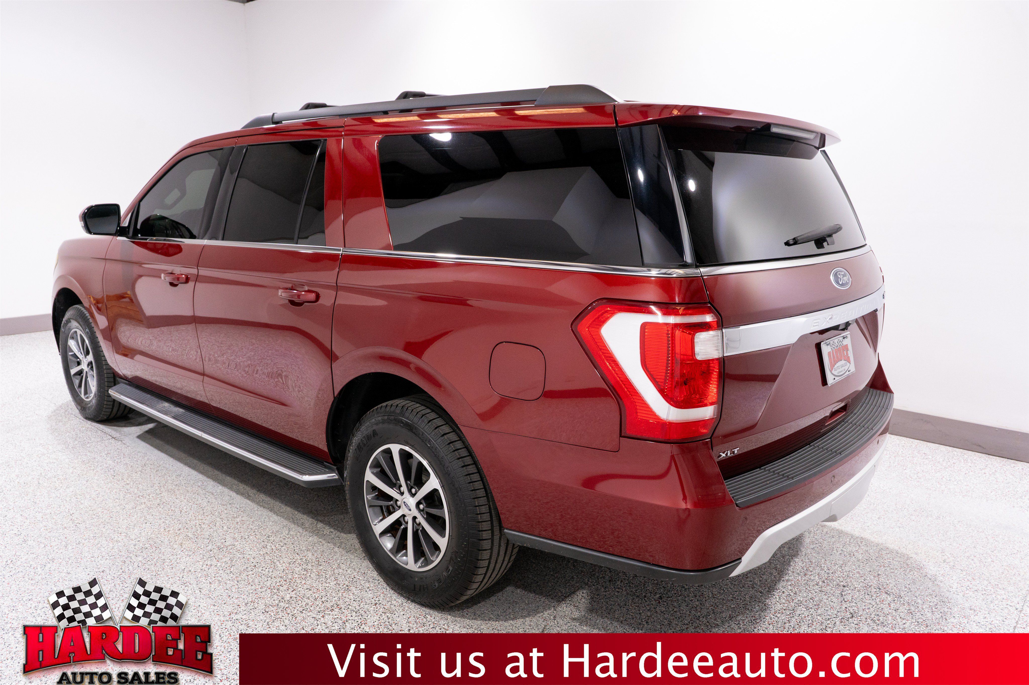 Used 2018 Ford Expedition Max XLT w/ Equipment Group 202A AWD/4WD image 3