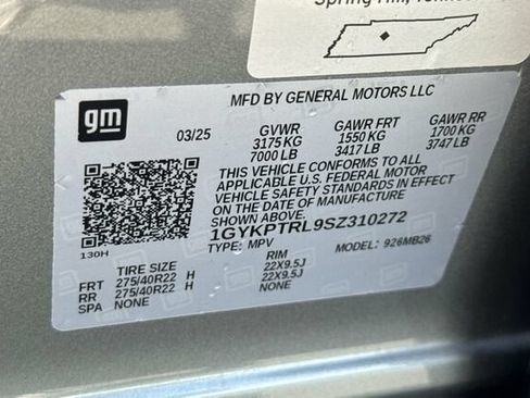 Certified 2025 Cadillac Lyriq Luxury w/ LPO, Floor Liner Package AWD/4WD image 27