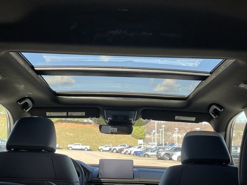 New 2025 Honda Pilot TrailSport image 21