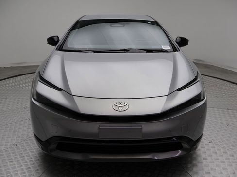 Used 2024 Toyota Prius XLE image 5