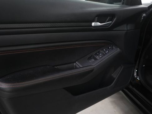 Used 2022 Nissan Altima 2.5 SR w/ Midnight Edition Package image 22