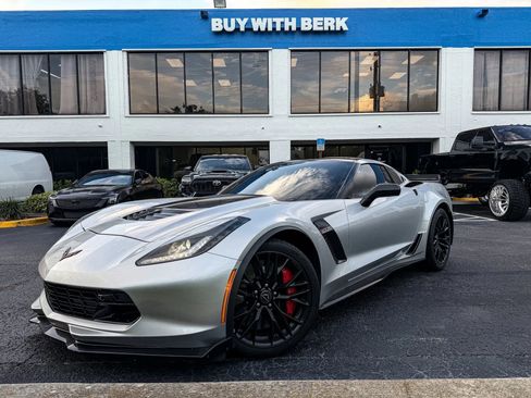 Used 2016 Chevrolet Corvette Z06 w/ 3LZ Preferred Equipment Group image 1