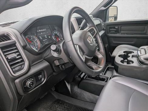 Used 2024 RAM 3500 Tradesman w/ Safety Group image 9